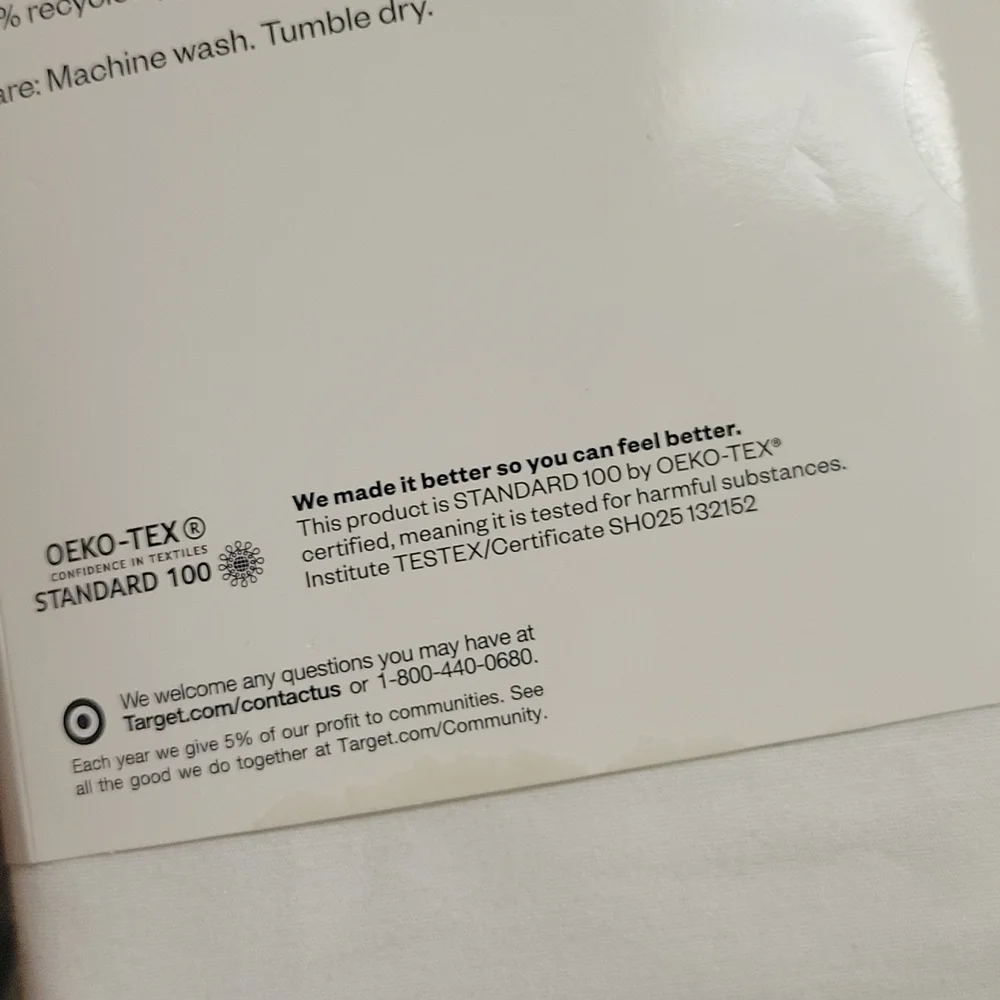 Bedskirt,King,New,White,in fabric bag..NWT
